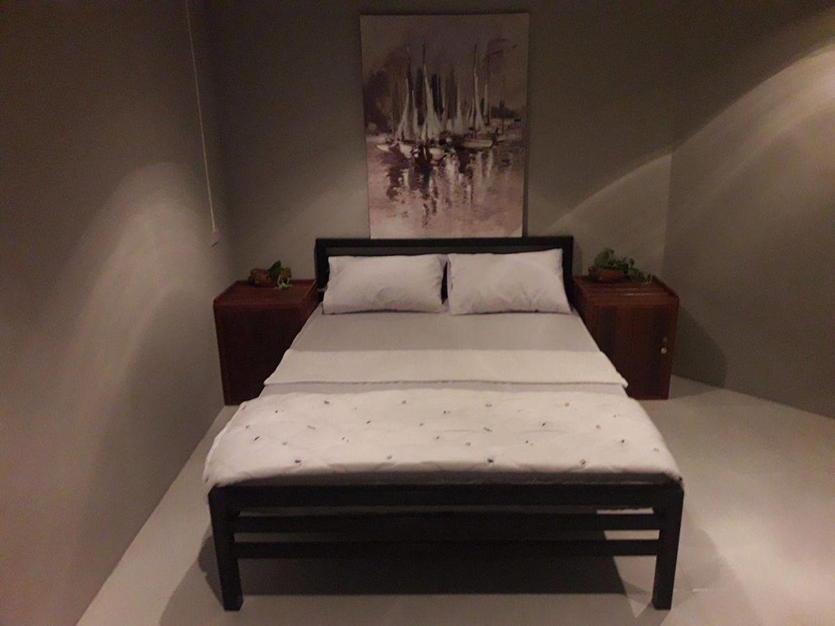 Pk Hostel Phra Nakhon Si Ayutthaya Luaran gambar