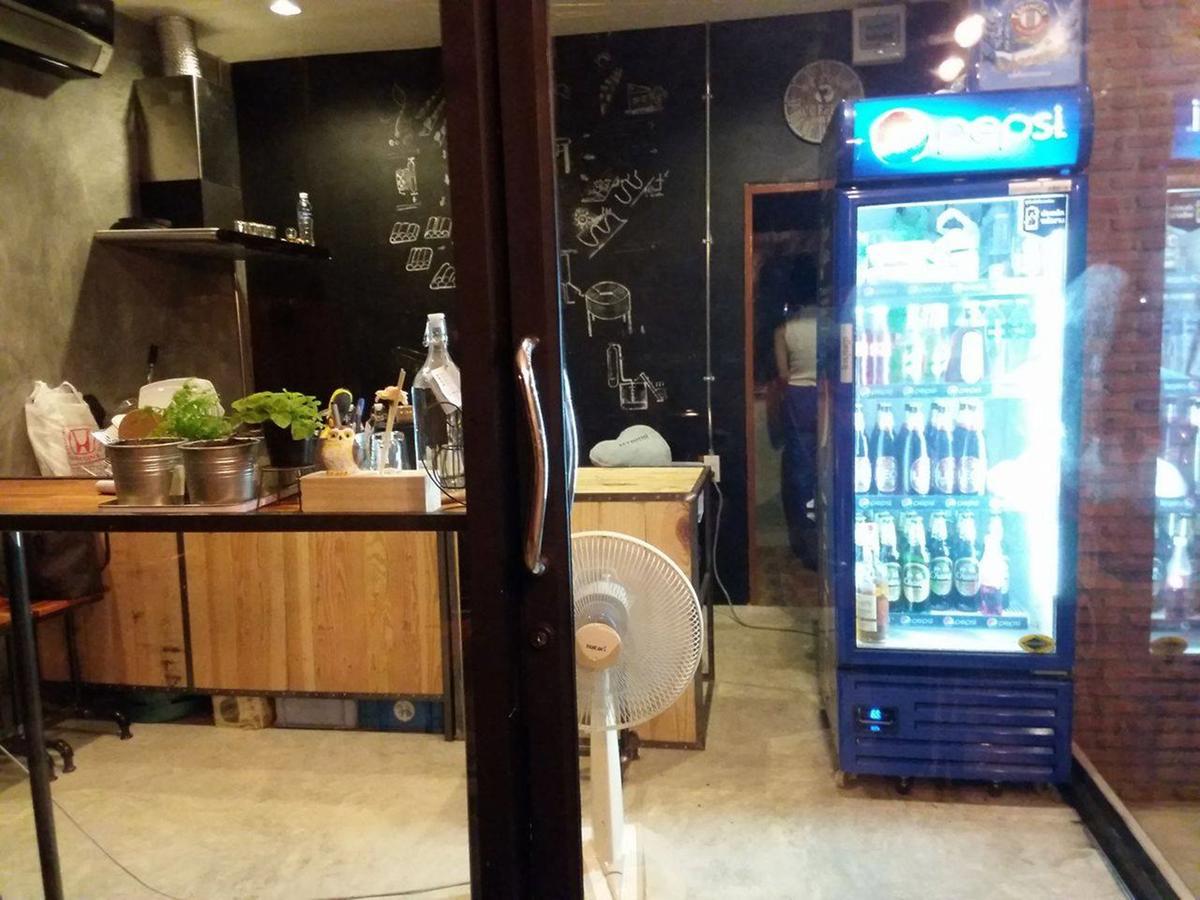 Pk Hostel Phra Nakhon Si Ayutthaya Luaran gambar