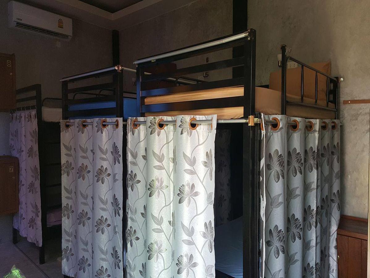 Pk Hostel Phra Nakhon Si Ayutthaya Luaran gambar
