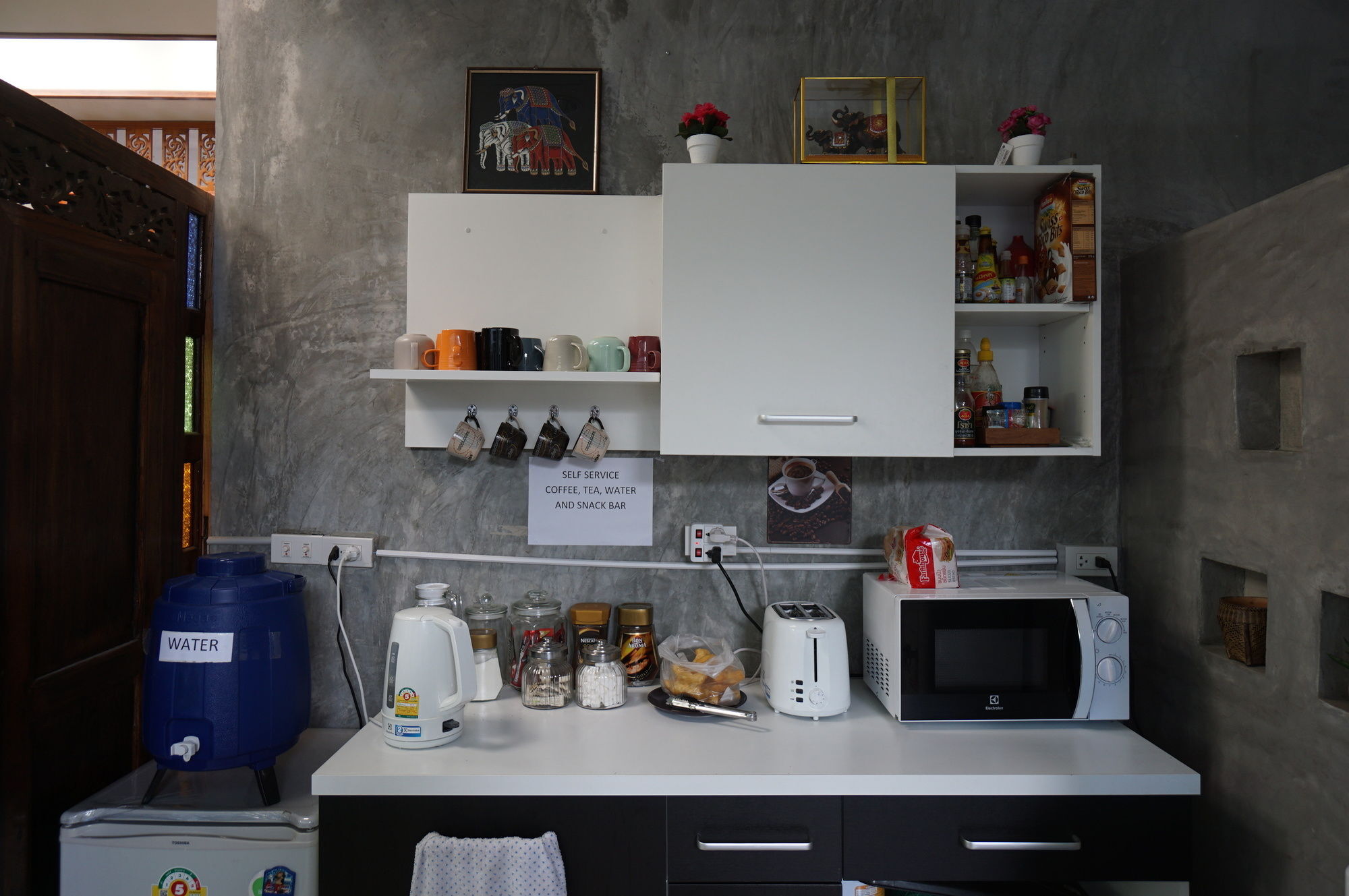 Pk Hostel Phra Nakhon Si Ayutthaya Luaran gambar