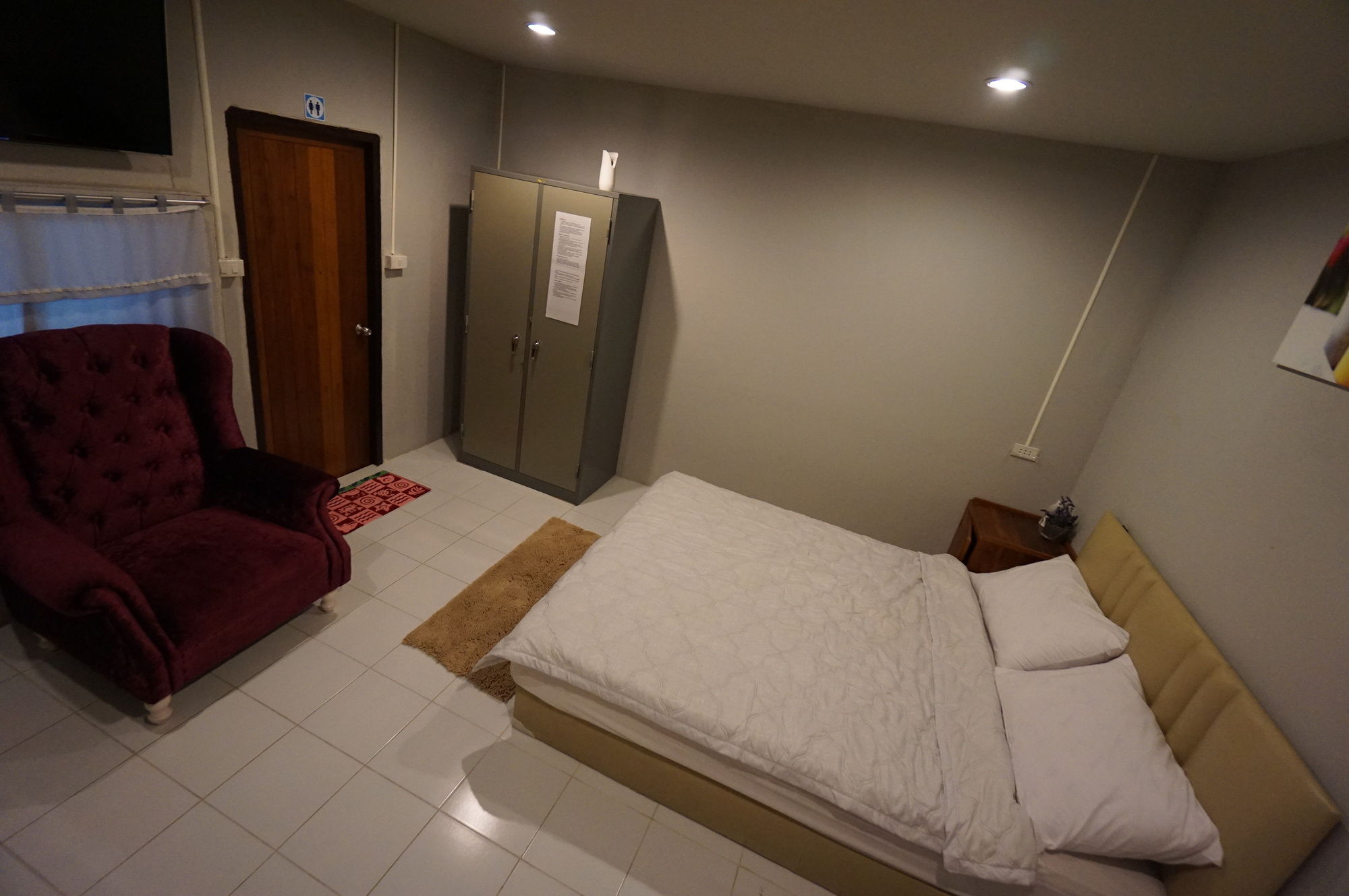 Pk Hostel Phra Nakhon Si Ayutthaya Luaran gambar